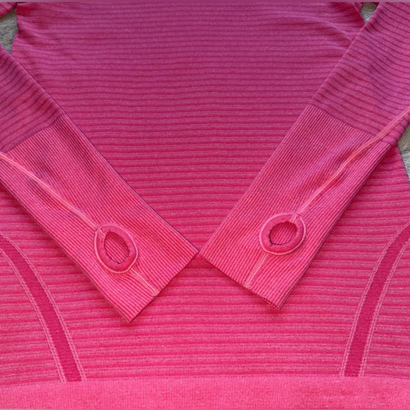 Lululemon Swiftly Tech Long Sleeve Crew Blue in Heathered Berry Rumble Size 8 - Picture 9 of 13